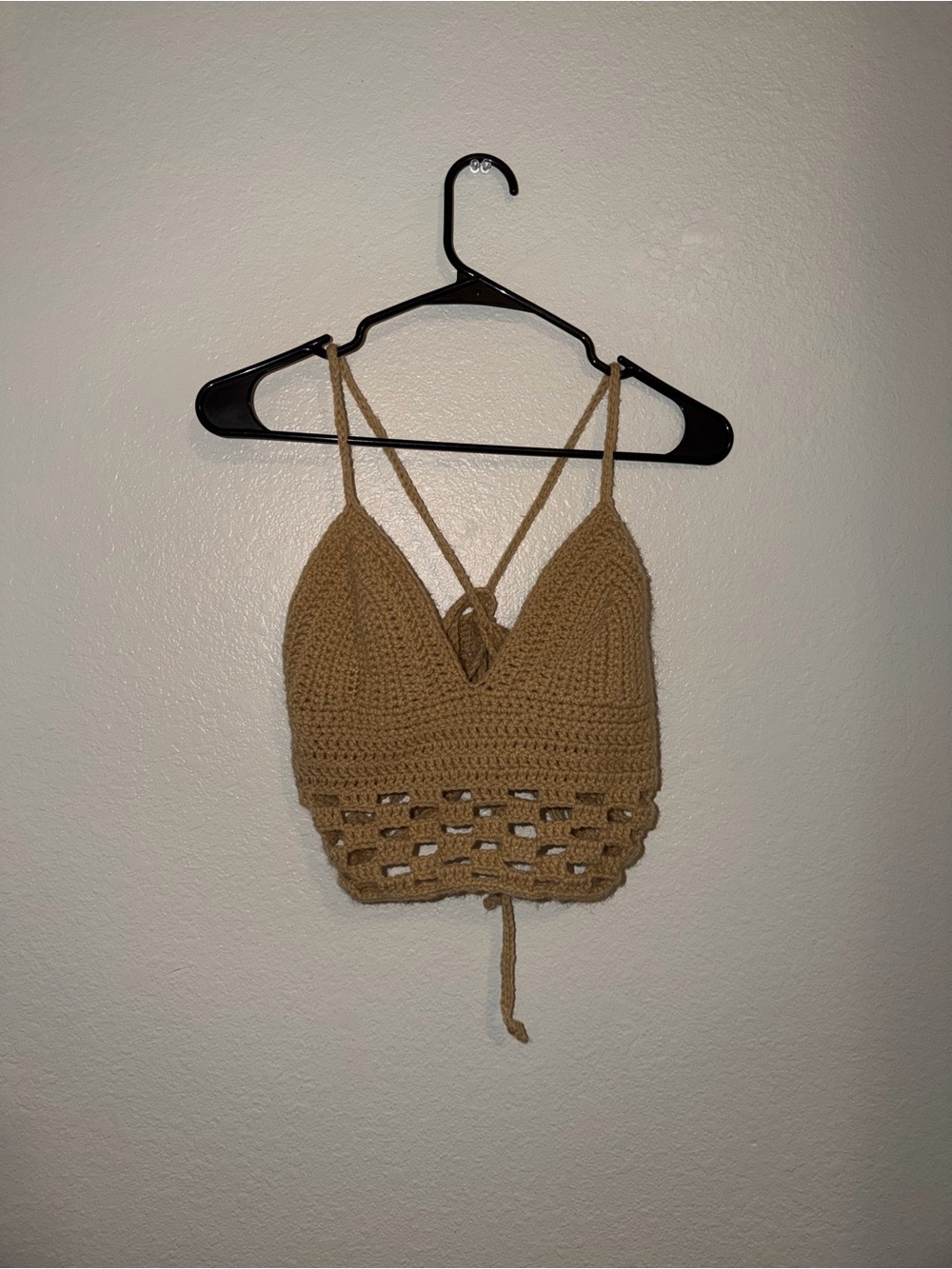 Crochet V-Neck Tie-Back Crop Top in Tan